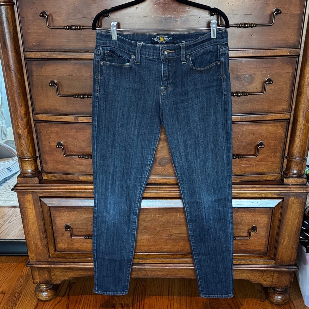 Lucky Brand Womens 8  Dark Indigo Skinny Jeans